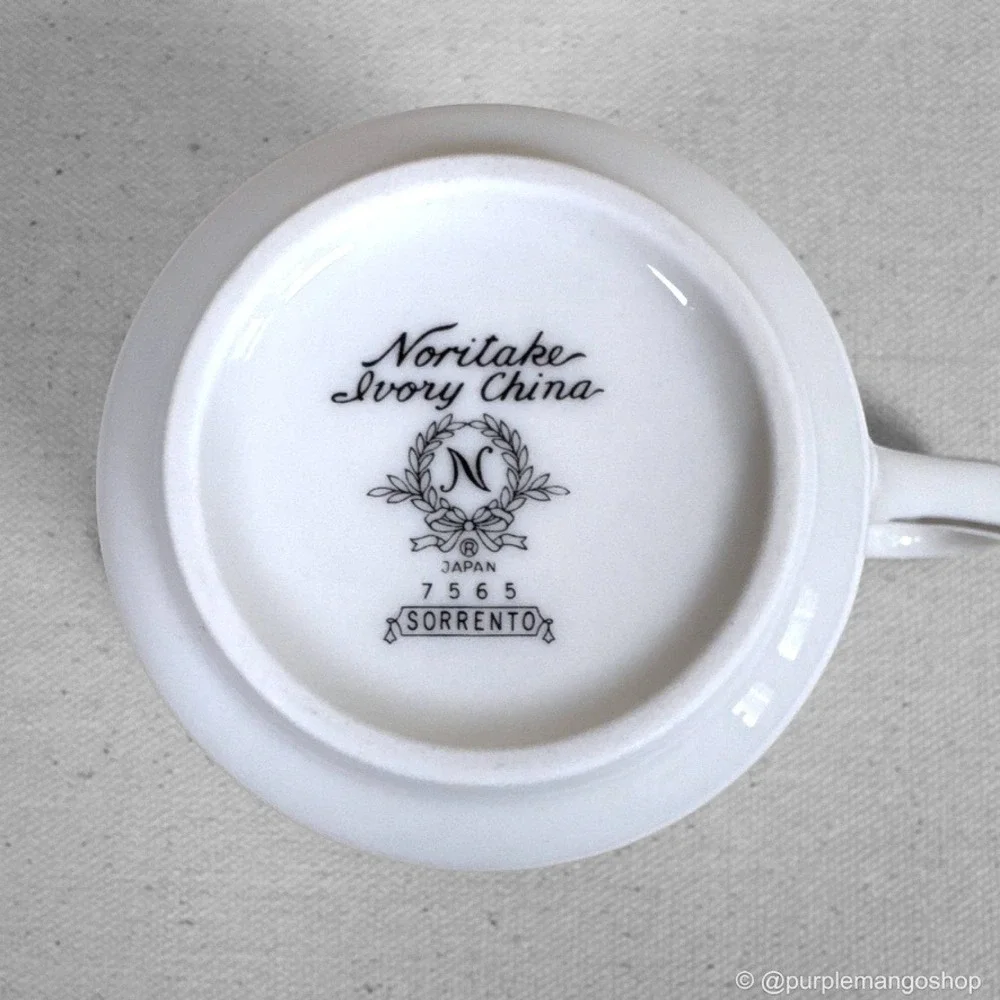 VINTAGE 1970s NORITAKE Sorrento 7565 Creamer Ivory China Platinum Trim‎ | Japan